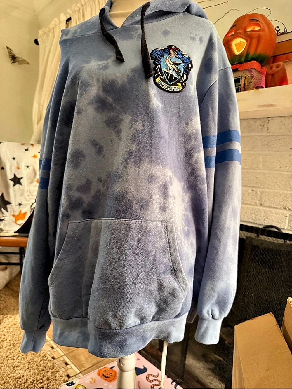 Ravenclaw crest hoodie Tie-Dye Hoodie in Blue & White xxl (3) hot topic